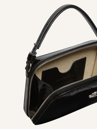 Cloud chained naplack leather Bag - Black
