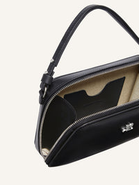 Cloud chained leather Bag - Black