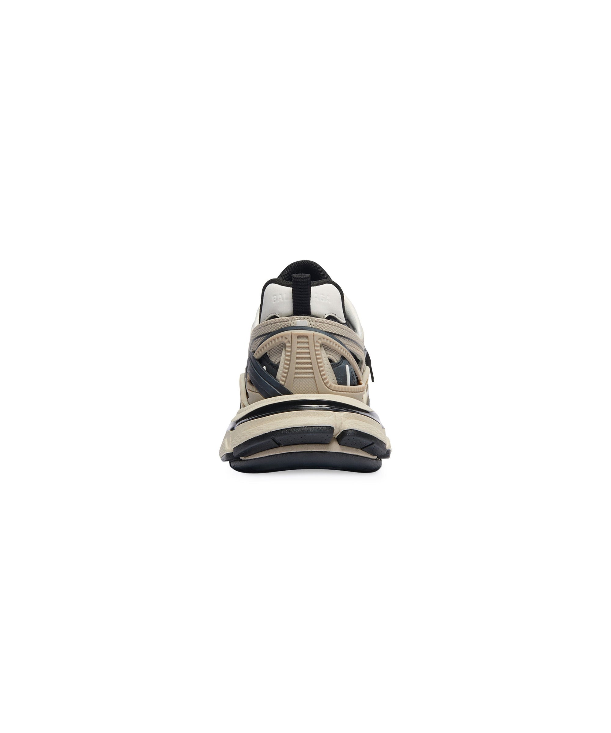 Track.2 Sneakers - Beige & Black