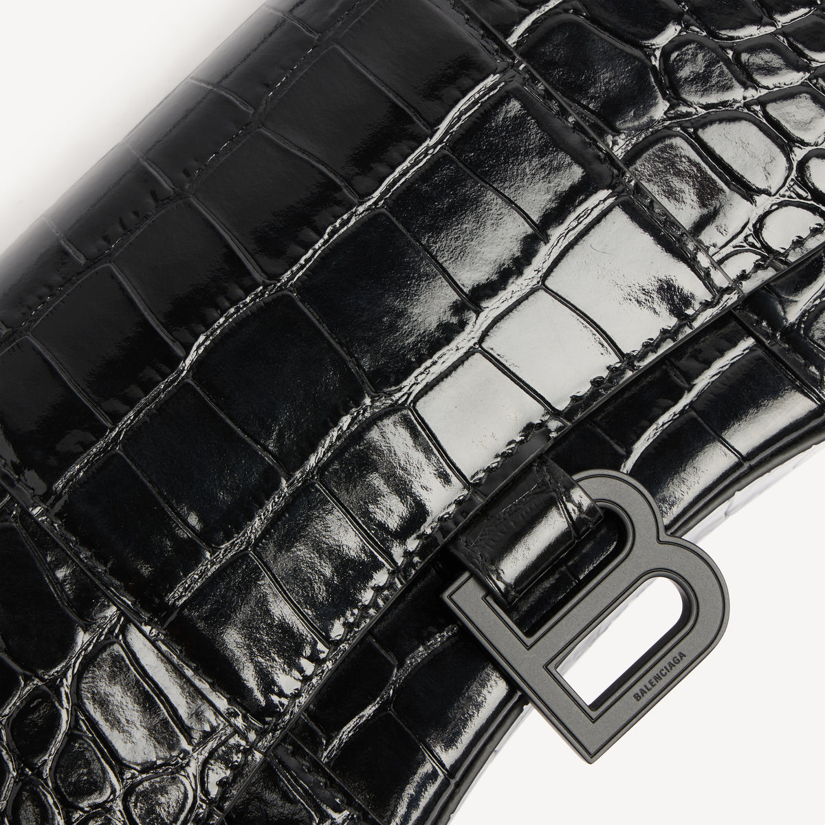Hourglass Wallet On Chain - Black