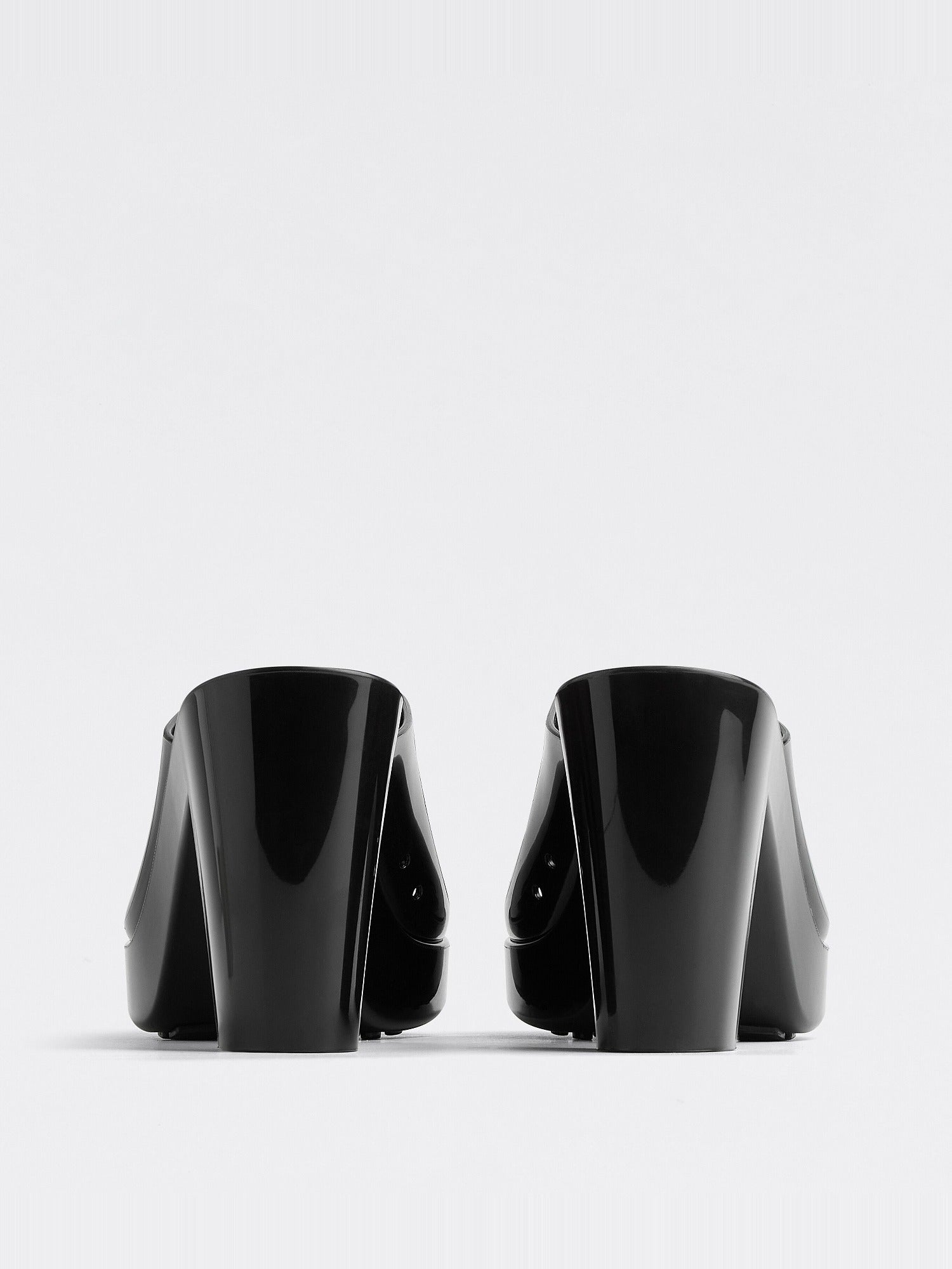 Gleam black 100mm Mules - Black