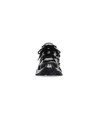Runner Sneakers - White & Black