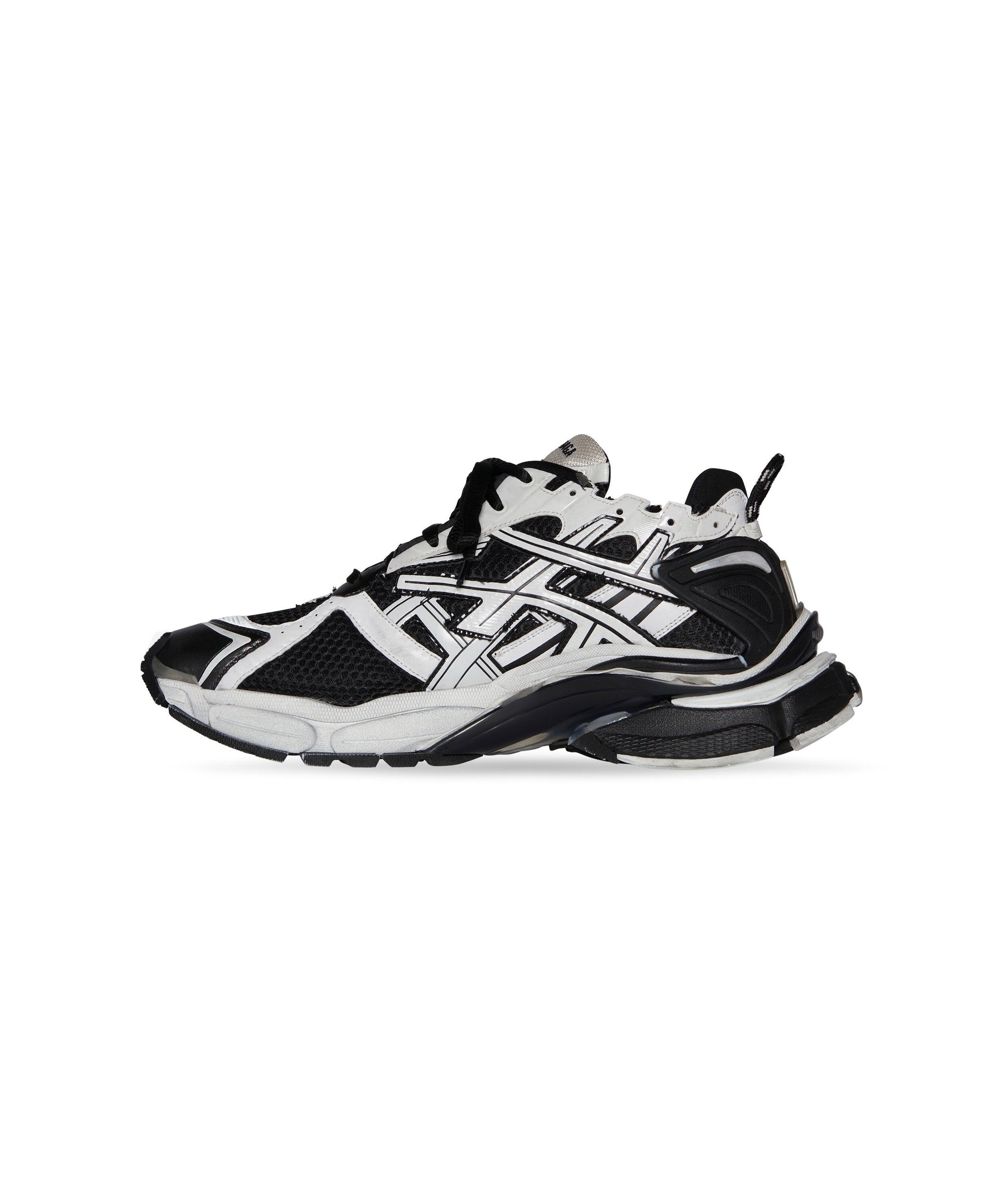 Runner Sneakers - White & Black