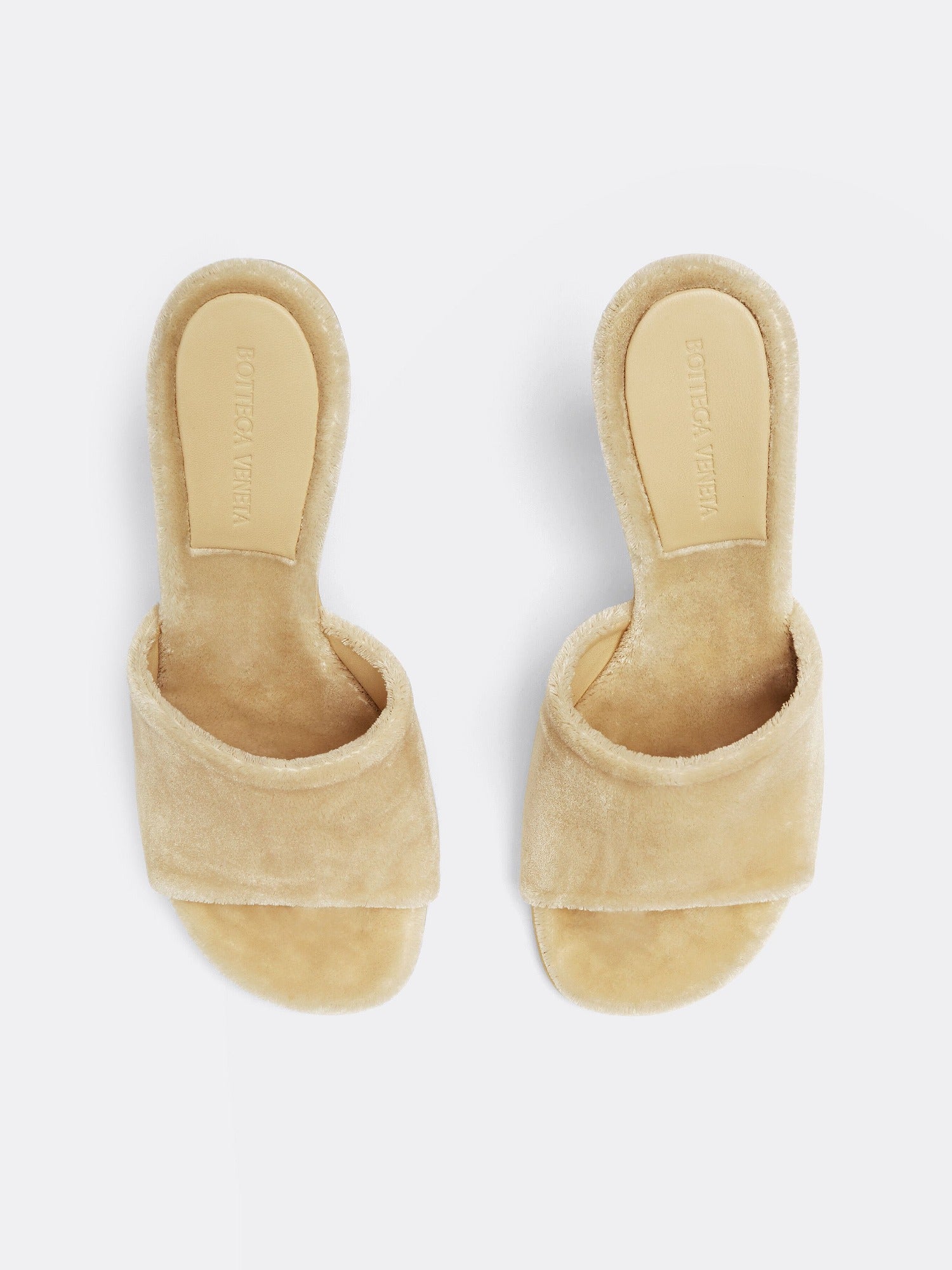 Pose butter 90mm Mules - Butter