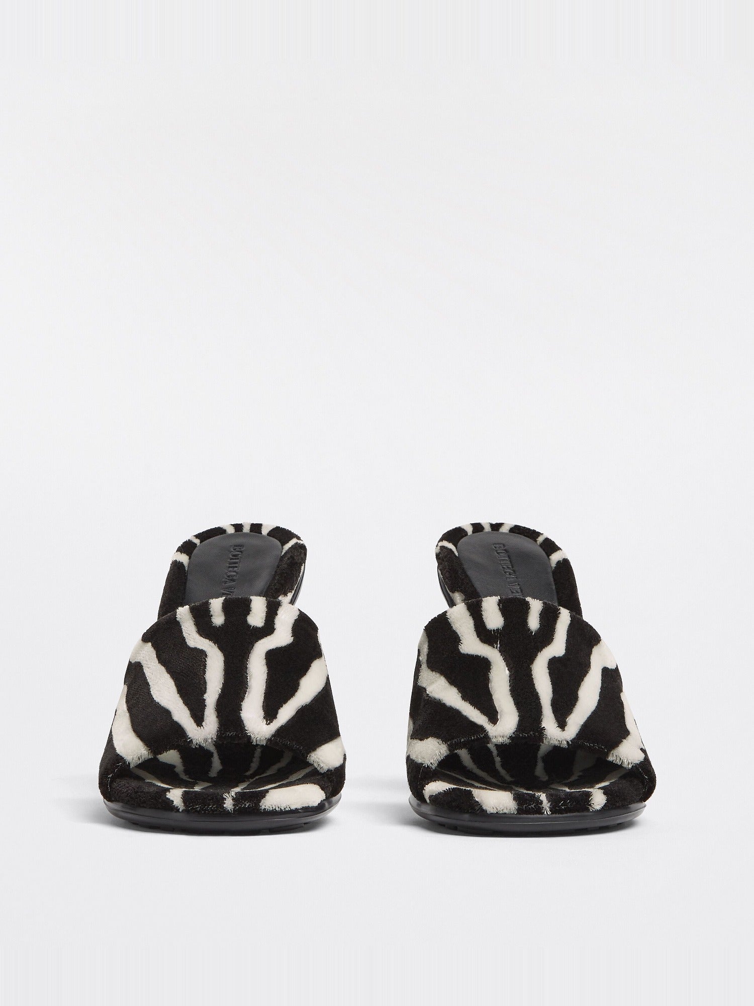 Pose zebra 90mm Mules - Zebra