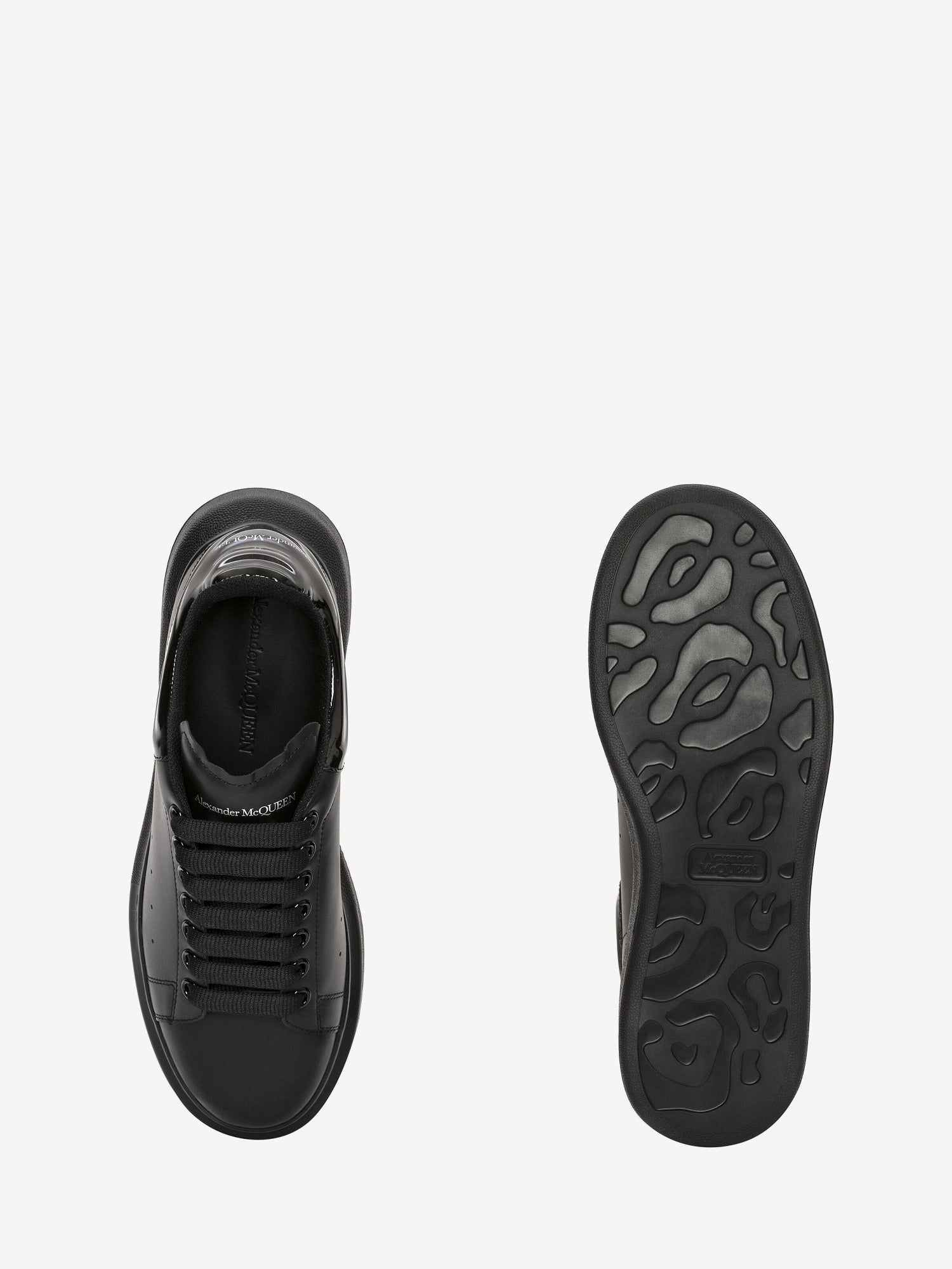 Gloss-Heel Oversized black Sneakers - Black