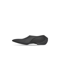 Space black Flats - Black