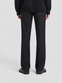 Space black Flats - Black