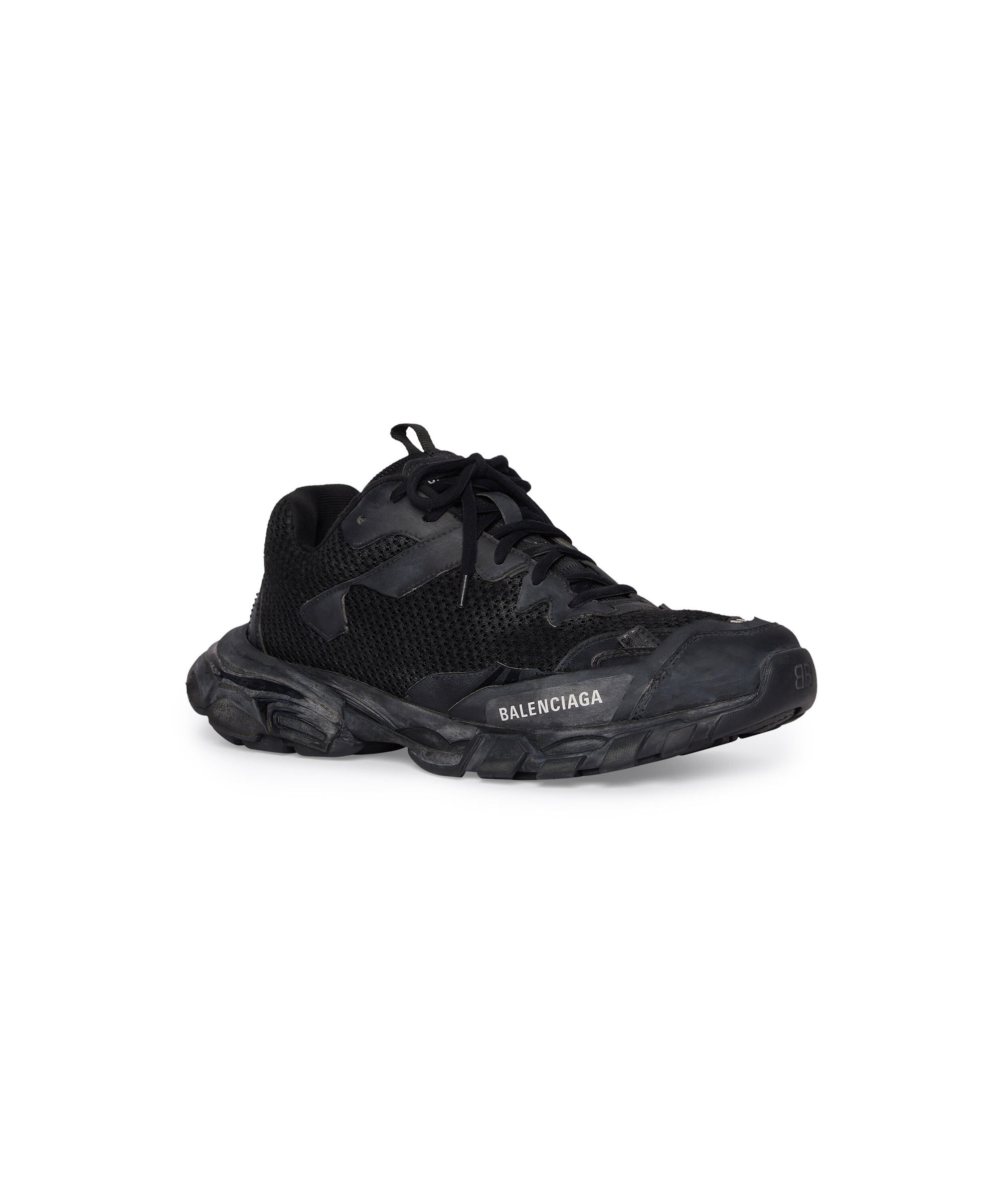 Track.3 Sneakers - Black & White