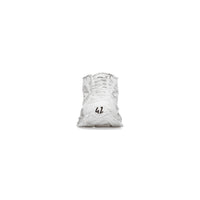 Runner Sculpture - White