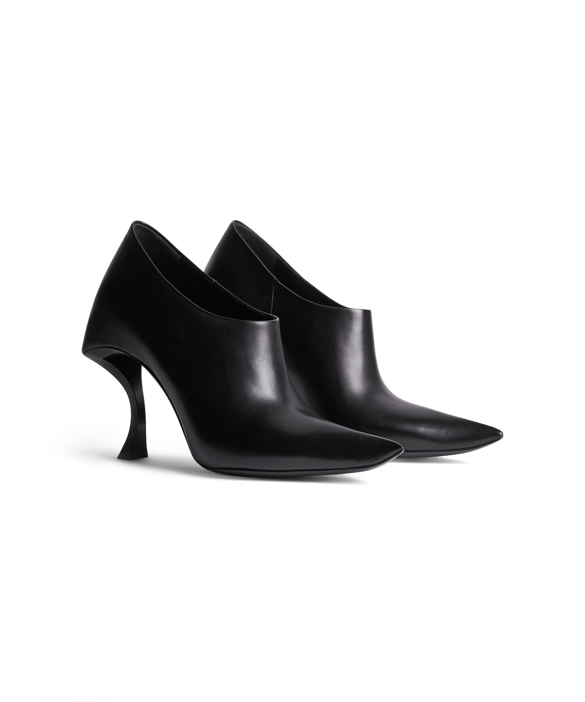 Hourglass 10 Pumps - Black