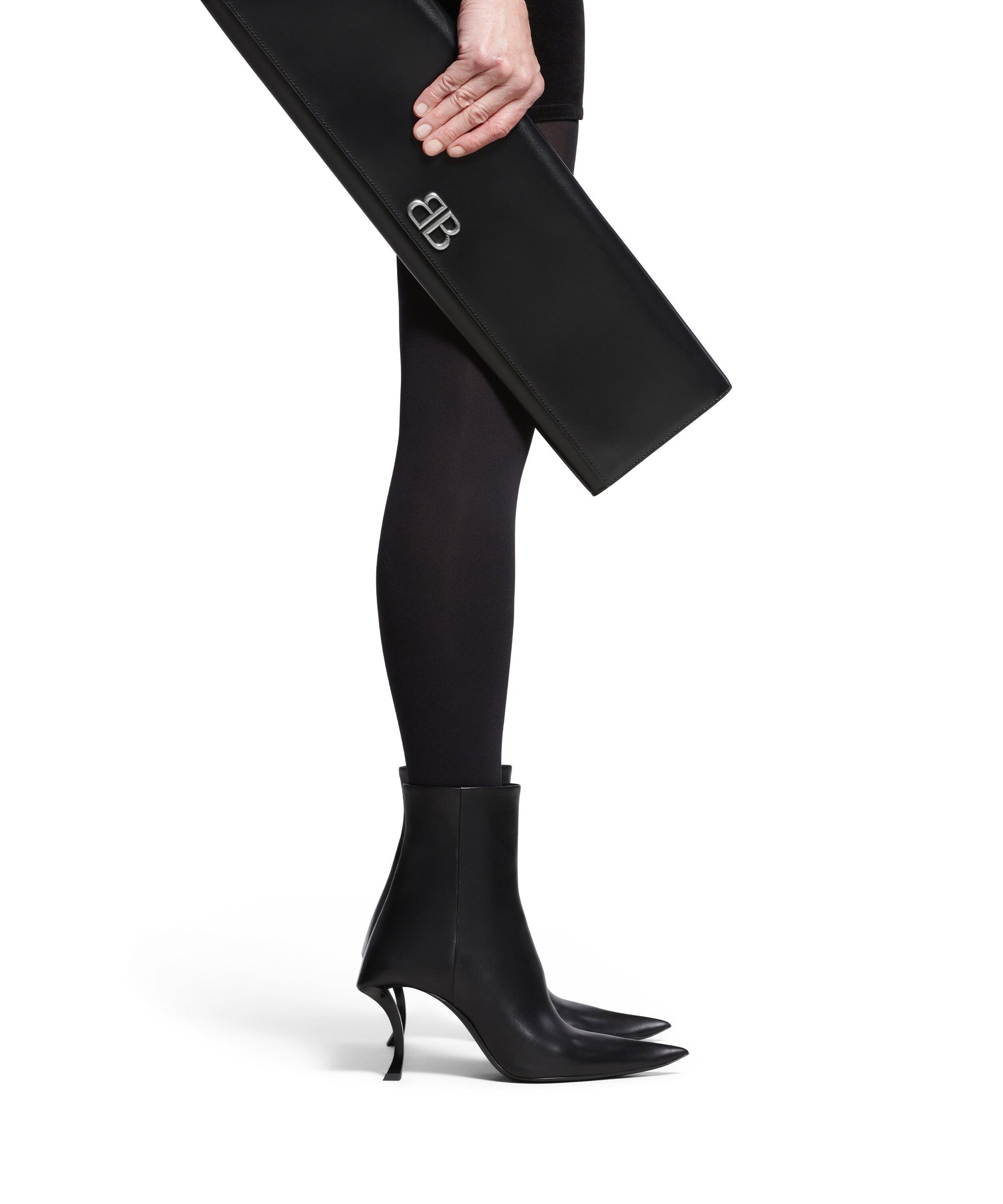 Hourglass 100 Booties - Black
