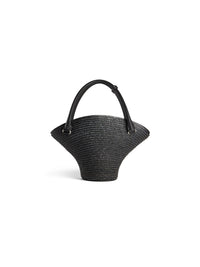 Beach black Medium Tote Bag - Black & Vrv