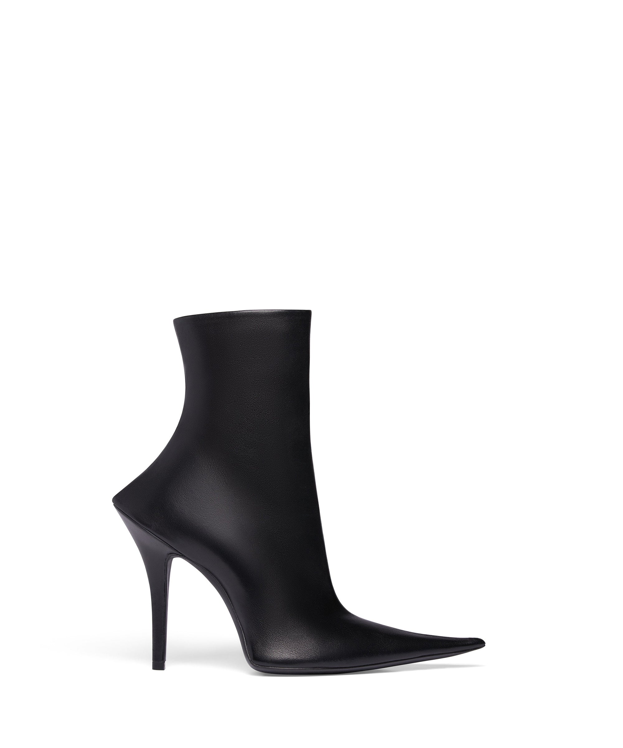 Witch 110 Booties - Black