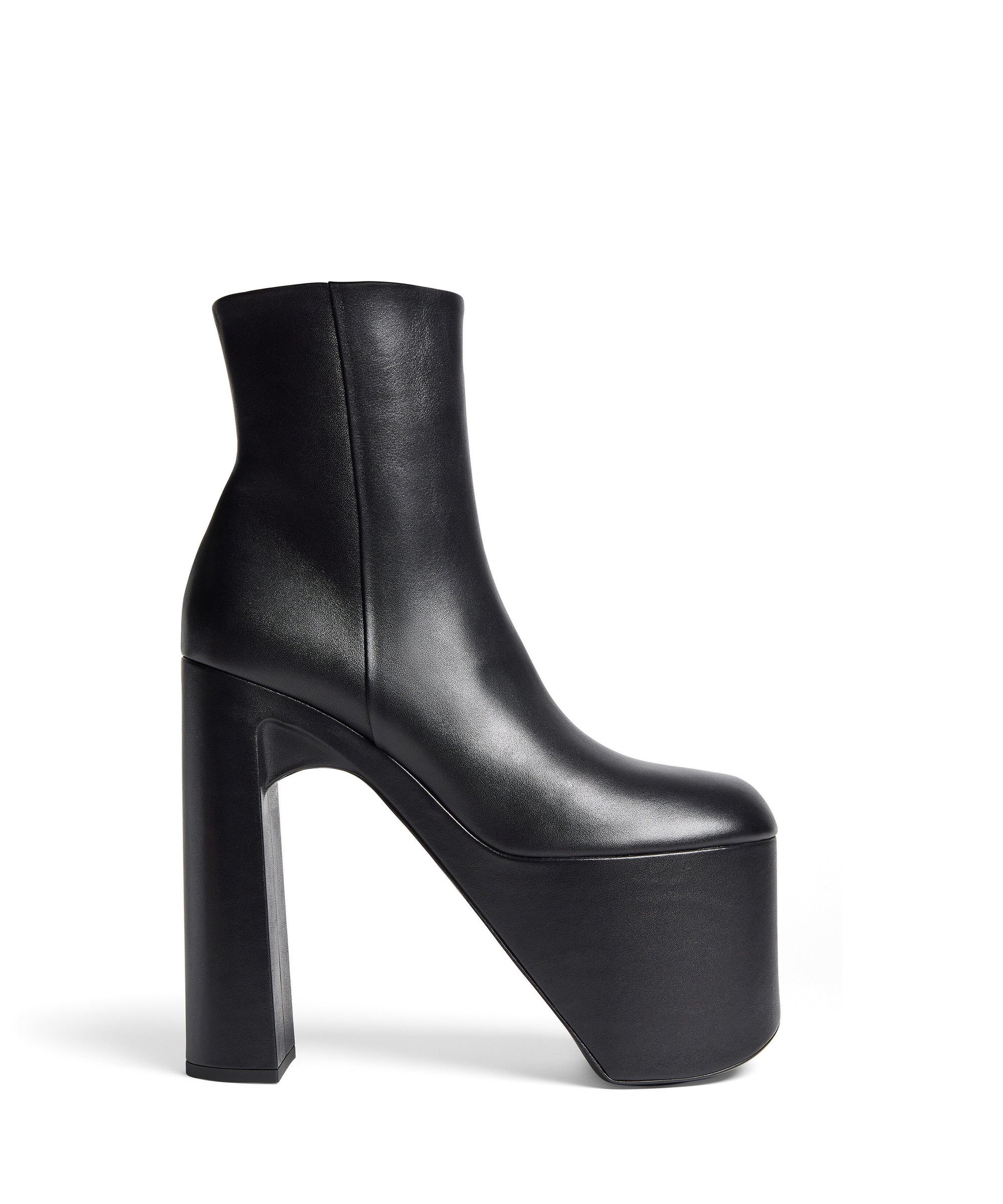 Camden 160 Booties - Black