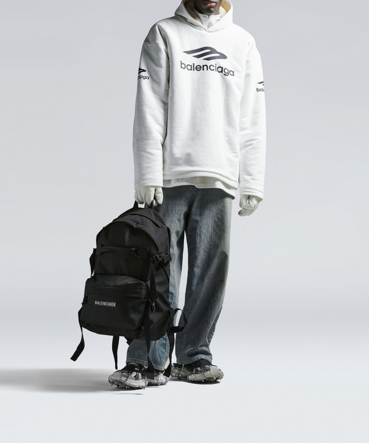 3XL / 3XL Ski Sneakers - Eggshell & Black