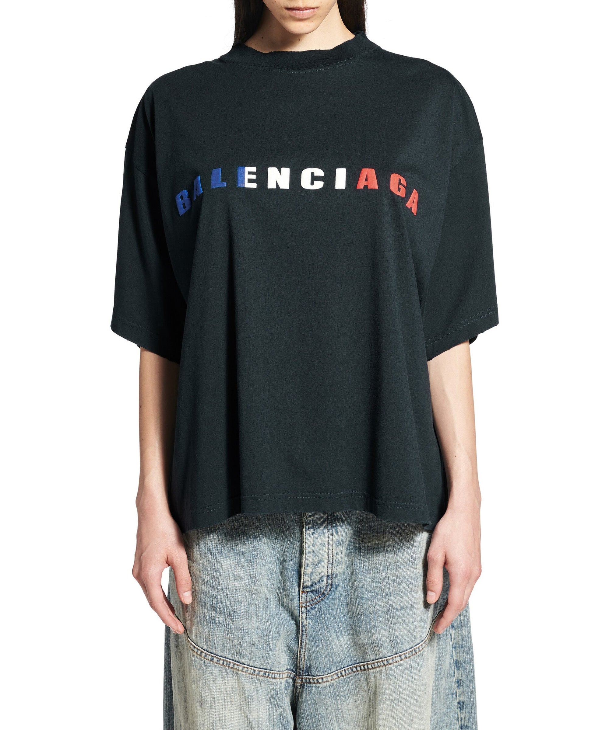International Cropped T-Shirt - Faded Black