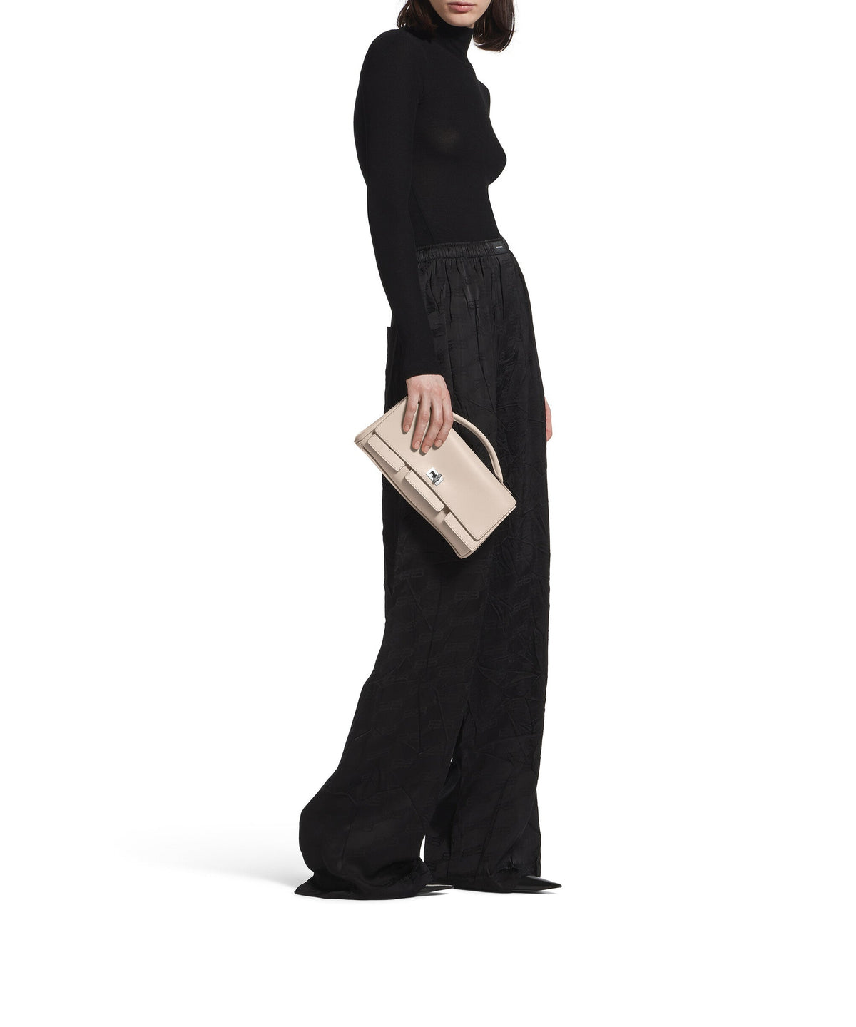 BEL AIR / Bel Air Clutch On Strap Small - Almond