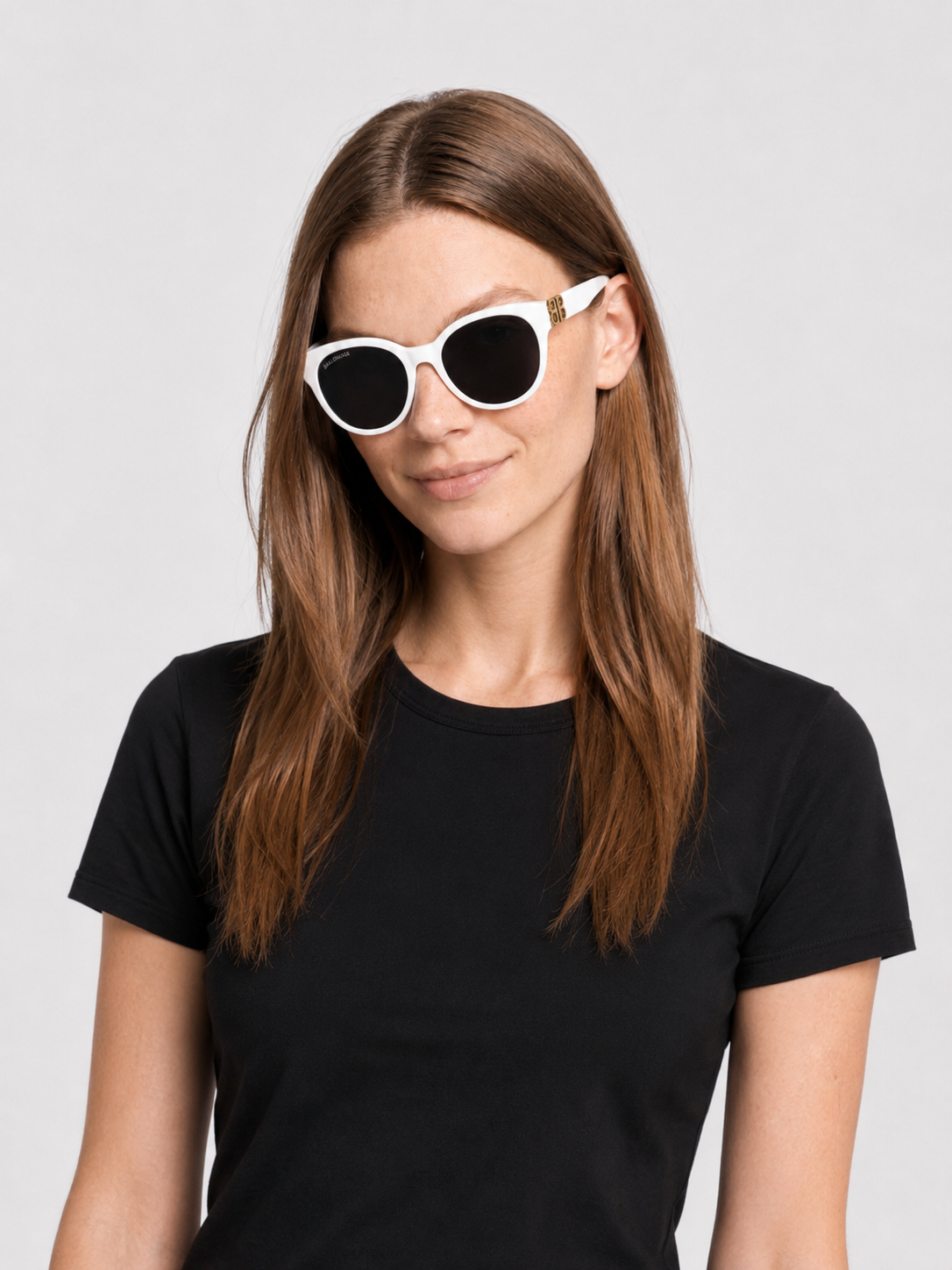 Dynasty Round white Sunglasses - White