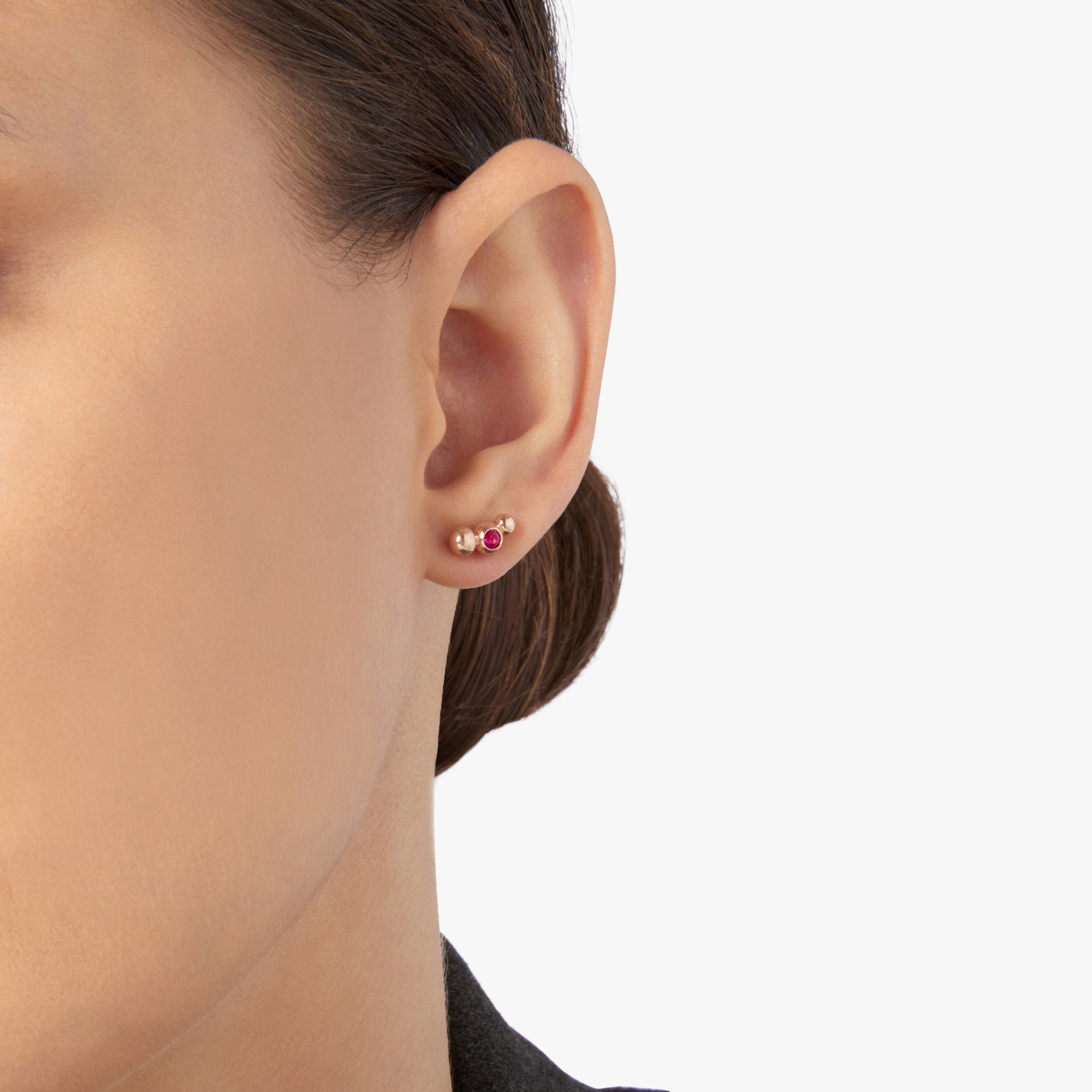 Bollicine rose gold & ruby Half-pair earring - Rose Gold