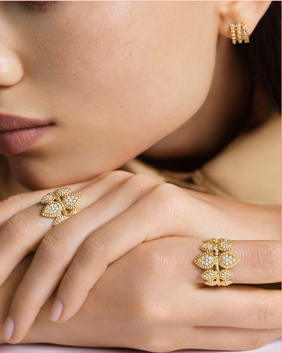 Serpent Bohème XS Motif yellow gold & diamonds Asymetrical Clip Earrings - Yellow